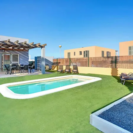 Aurea House By * Antigua