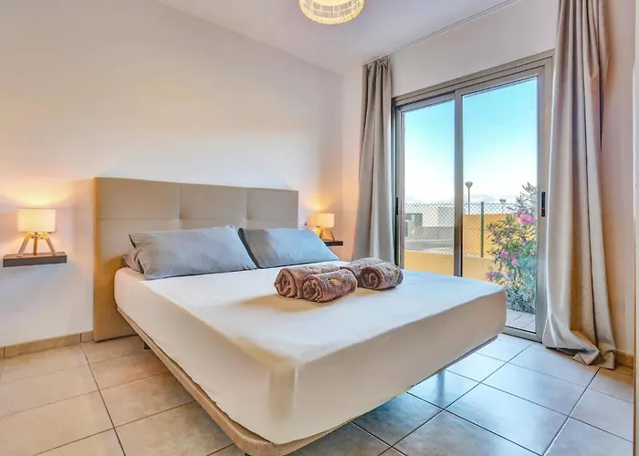 Aurea House By Antigua