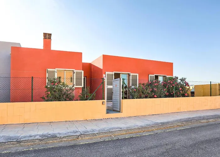 Villa Aurea House By *